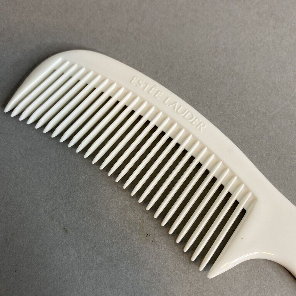 Vintage Estee Lauder‎ Comb Plastic 6 1/2" White - Picture 2 of 4